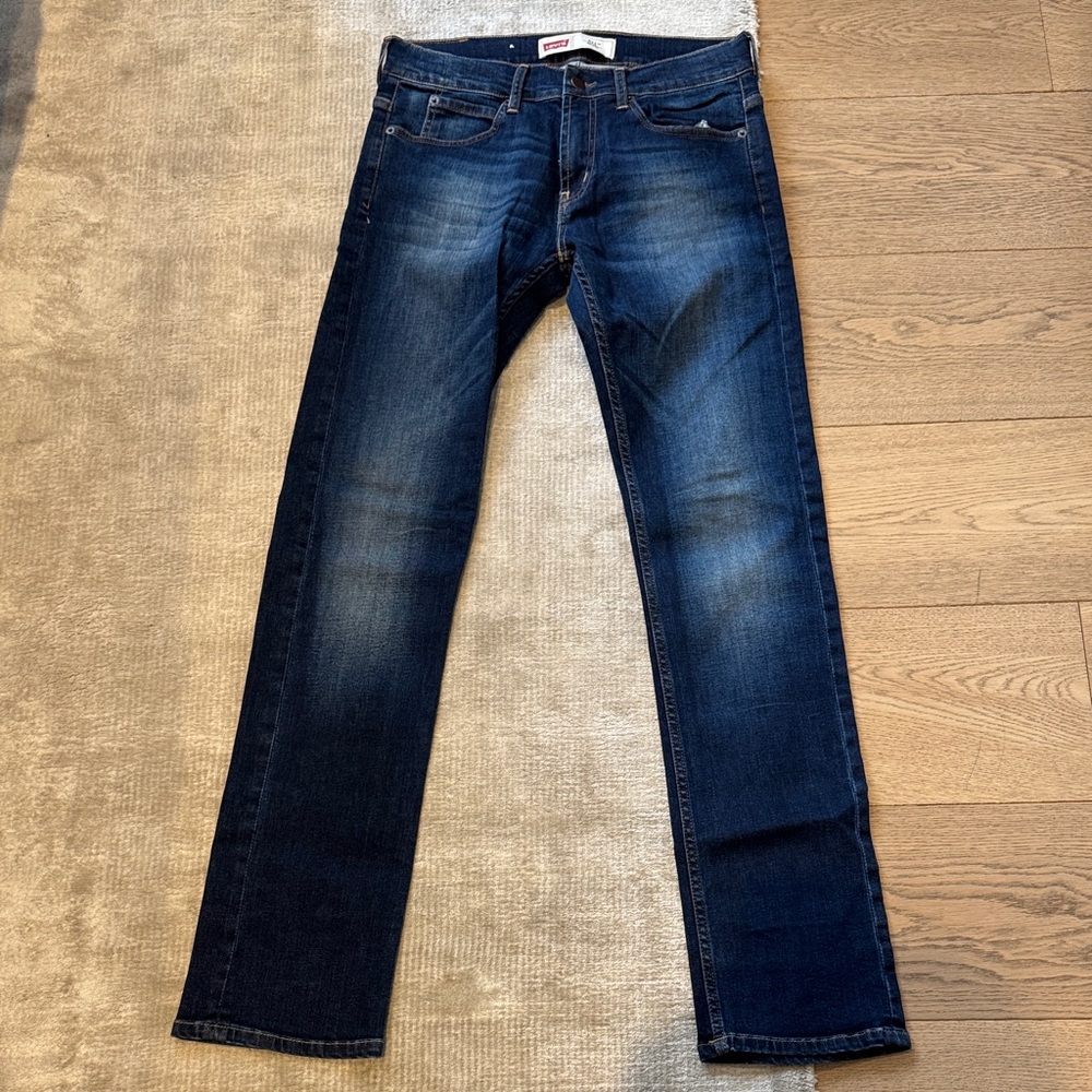 Levi's Boys Dark Blue Straight Slim fit Jeans.